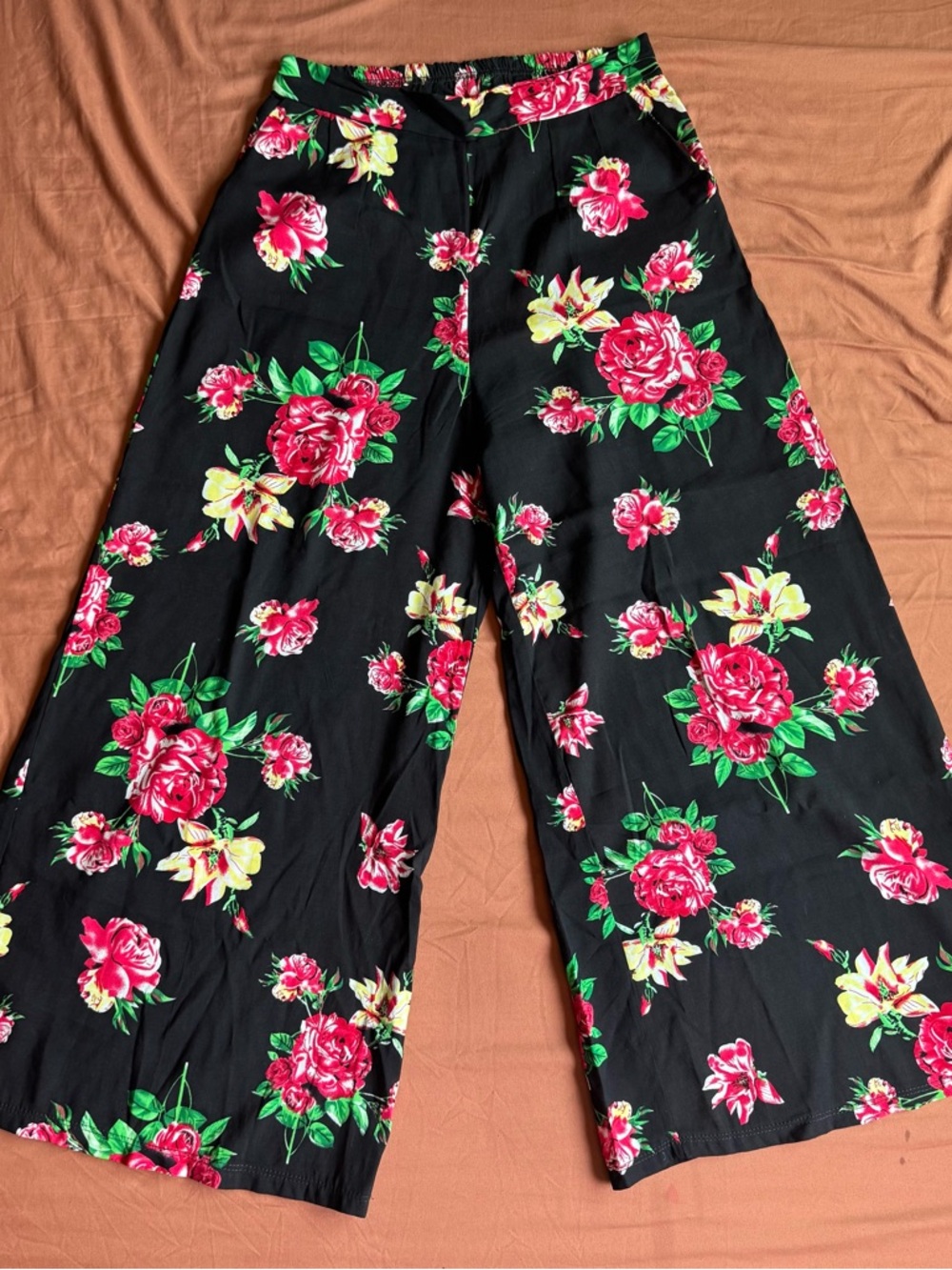Wide-Leg Floral Pants